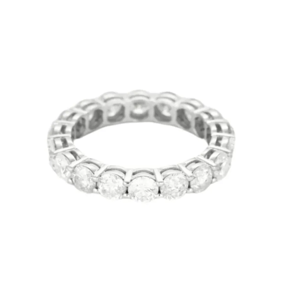 Alliance américaine en or gris et diamants