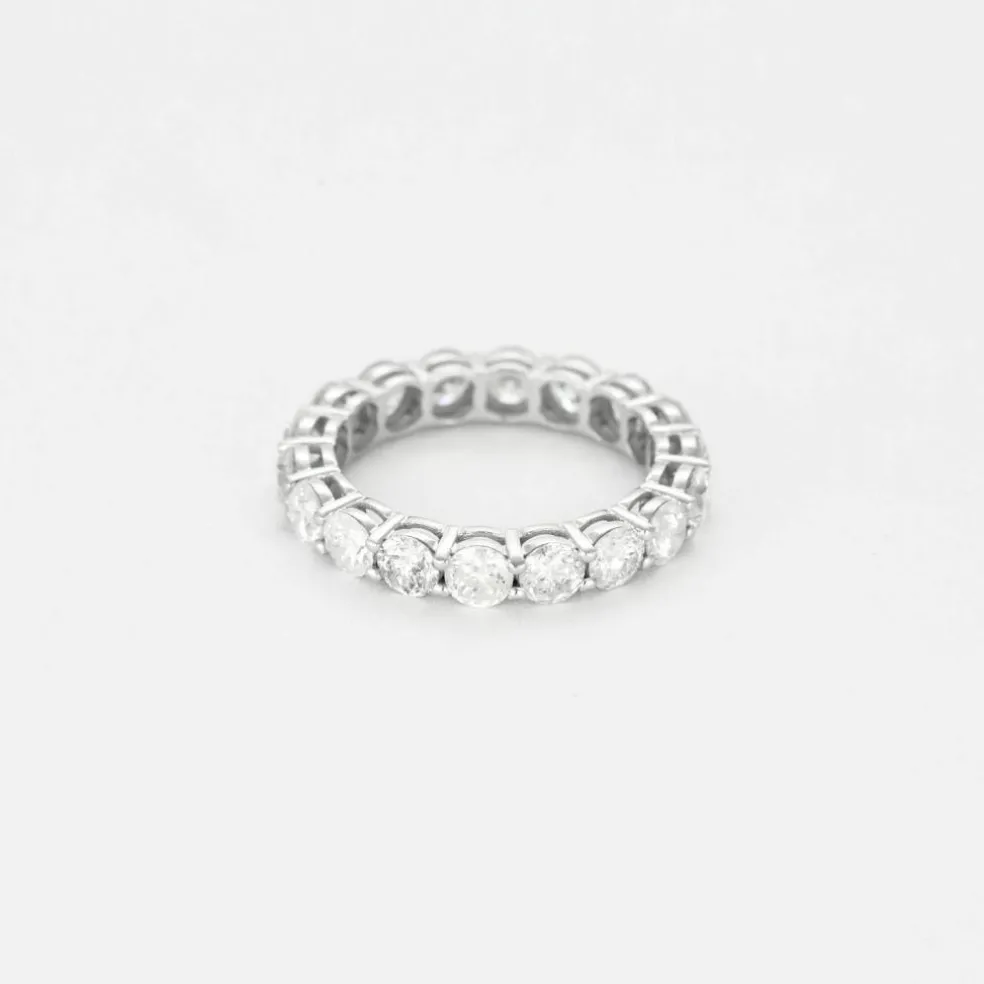 Alliance américaine en or gris et diamants