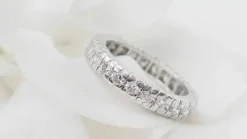 Alliance américaine en platine et diamants 0.92ct