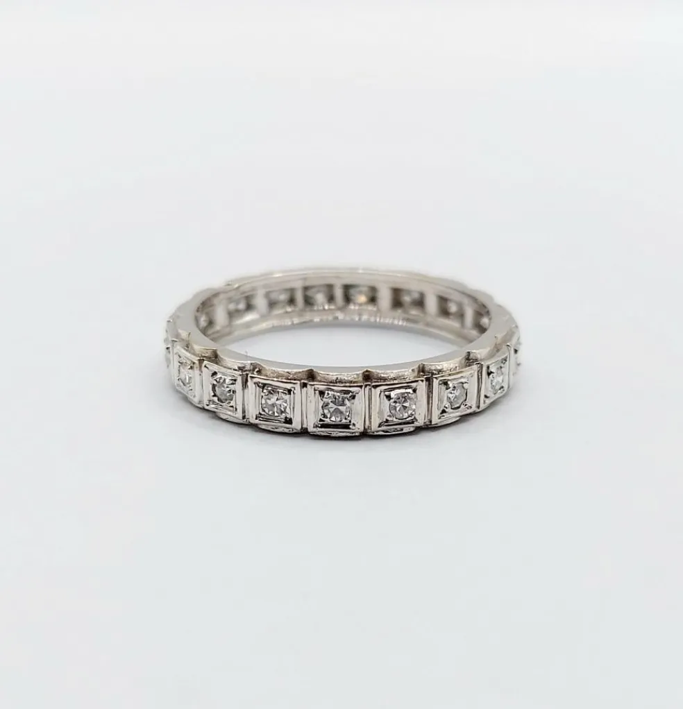 Alliance américaine or blanc 18k ornée de 0,38 carats de diamants taillés en brillants
