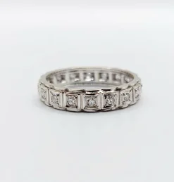 Alliance américaine or blanc 18k ornée de 0,38 carats de diamants taillés en brillants