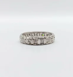 Alliance américaine or blanc 18k ornée de 0,38 carats de diamants taillés en brillants