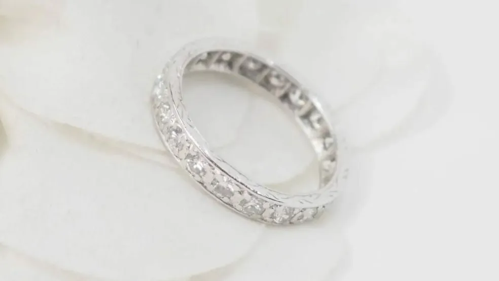 Alliance américaine or blanc et diamants