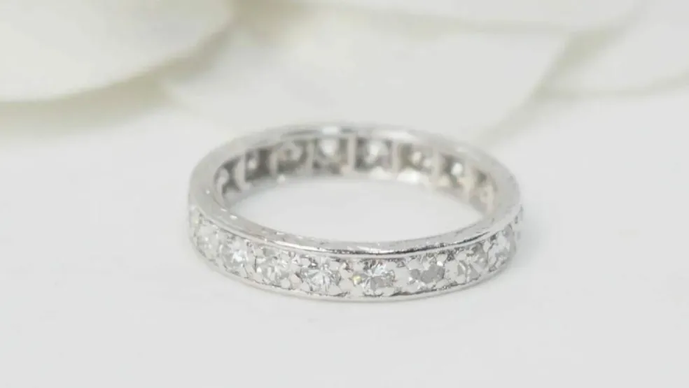 Alliance américaine or blanc et diamants