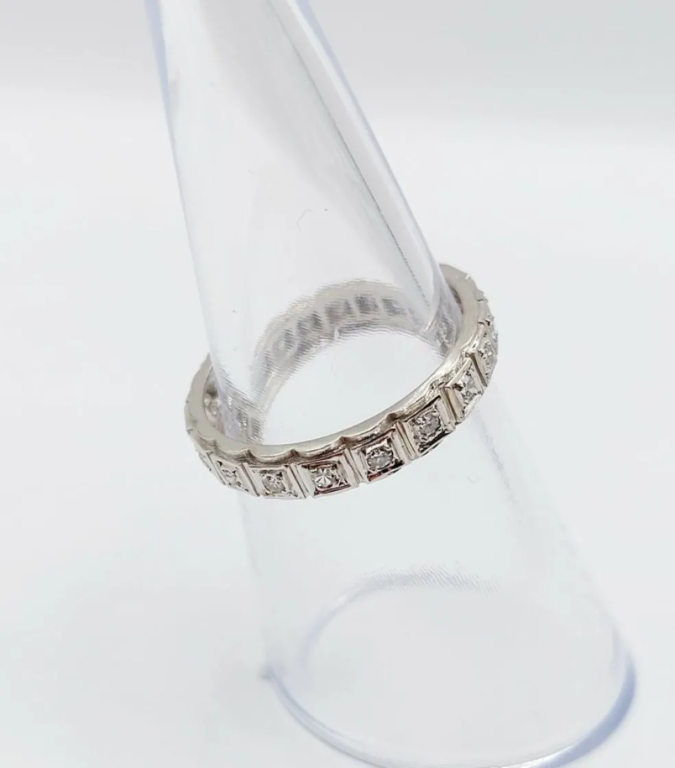 Alliance américaine or blanc 18k ornée de 0,38 carats de diamants taillés en brillants