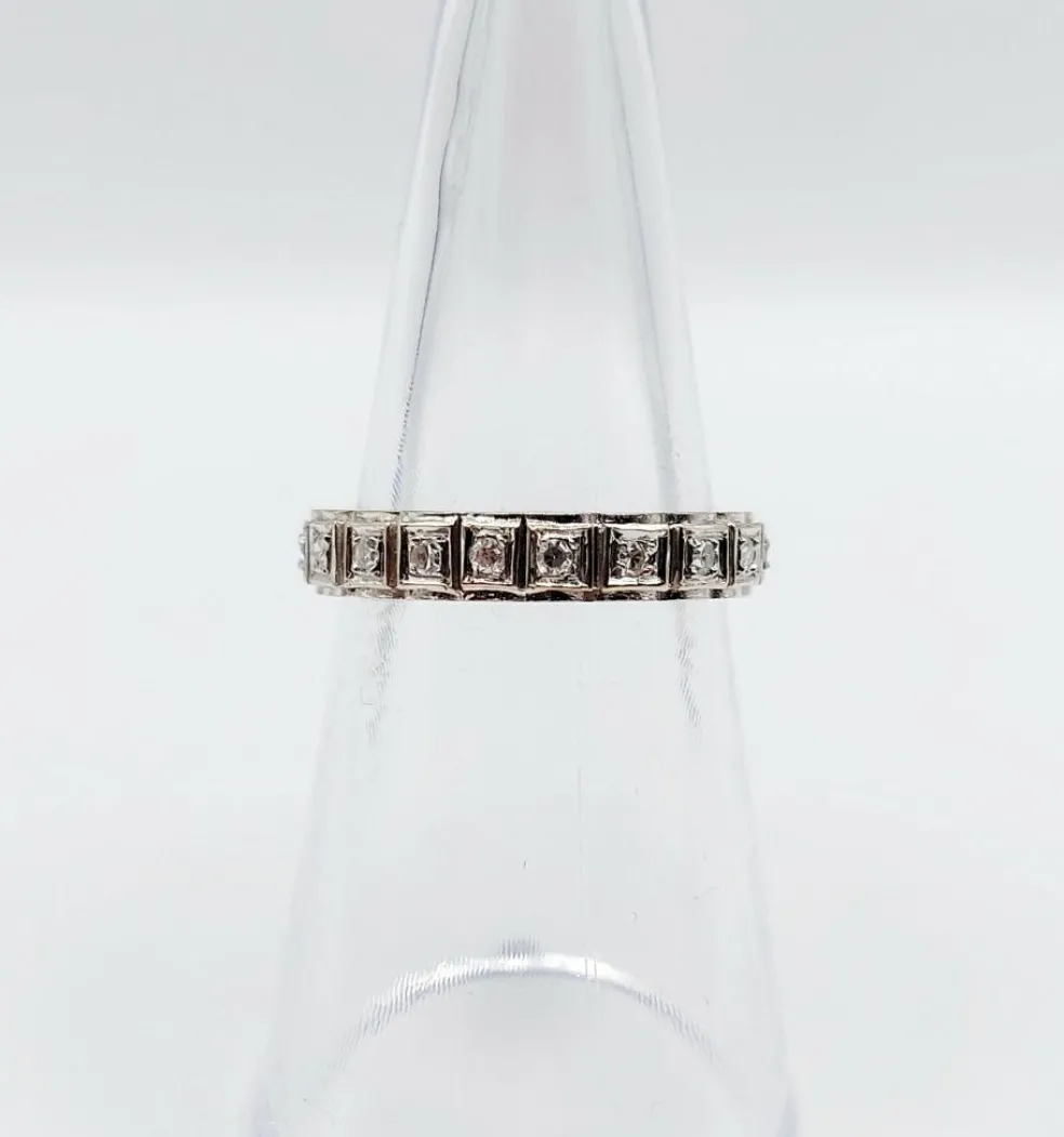 Alliance américaine or blanc 18k ornée de 0,38 carats de diamants taillés en brillants