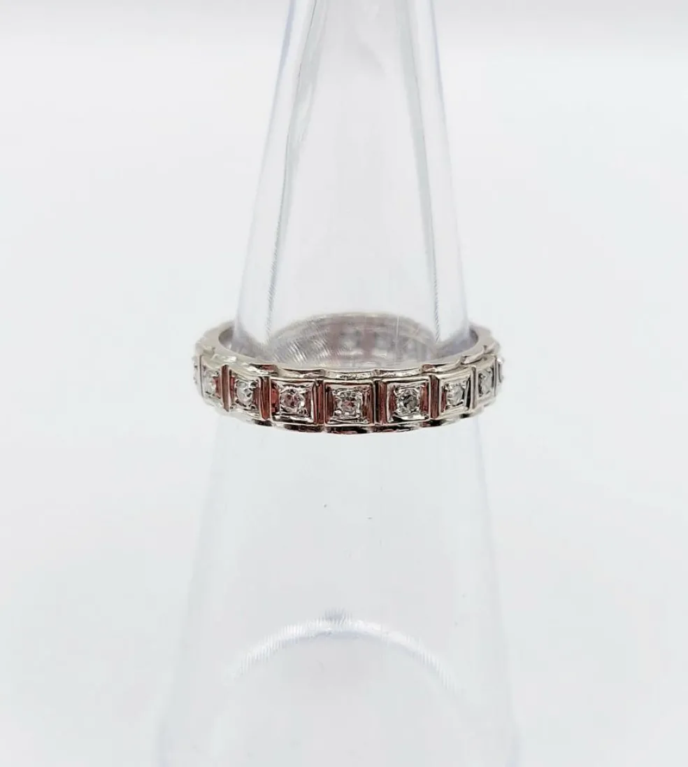 Alliance américaine or blanc 18k ornée de 0,38 carats de diamants taillés en brillants