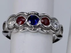 Alliance Bague Diamant Saphir et Rubis Or blanc
