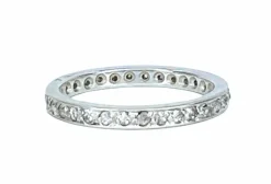 Alliance en or blanc 18 carats et diamants