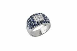 Alliance en or blanc avec diamants et saphirs