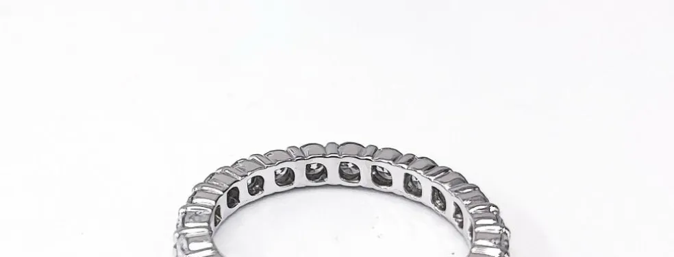 Alliance en or blanc et diamants 1,50ct