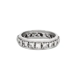 Alliance en or gris et diamants