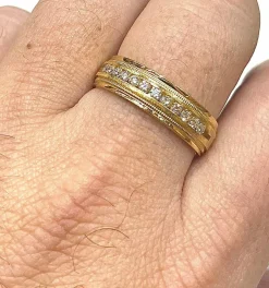 Alliance grande taille or 18 carats et diamants