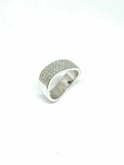 Alliance ondulée en or blanc et diamants
