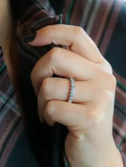 Alliance or blanc diamants ronds 2.4 carats