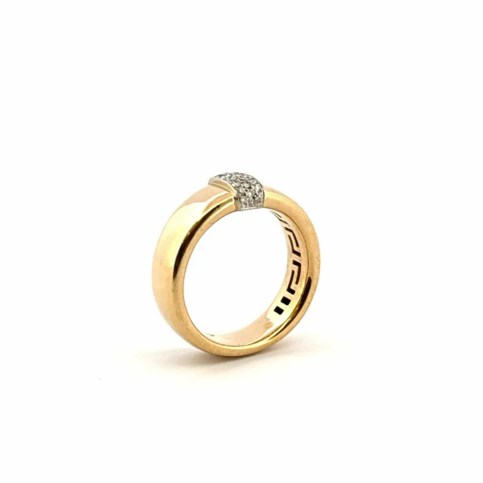 Alliance or jaune 18 carats motif en diamants