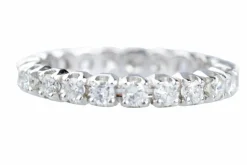 Alliance Éternité en Or Blanc et Diamants