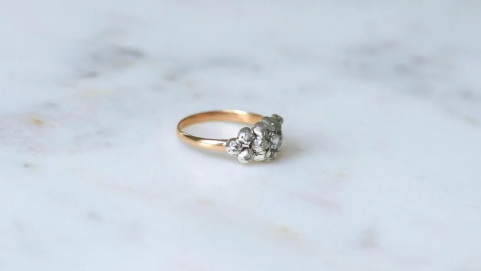 Ancienne bague jarretière Marguerite diamants