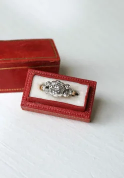 Ancienne bague jarretière Marguerite diamants
