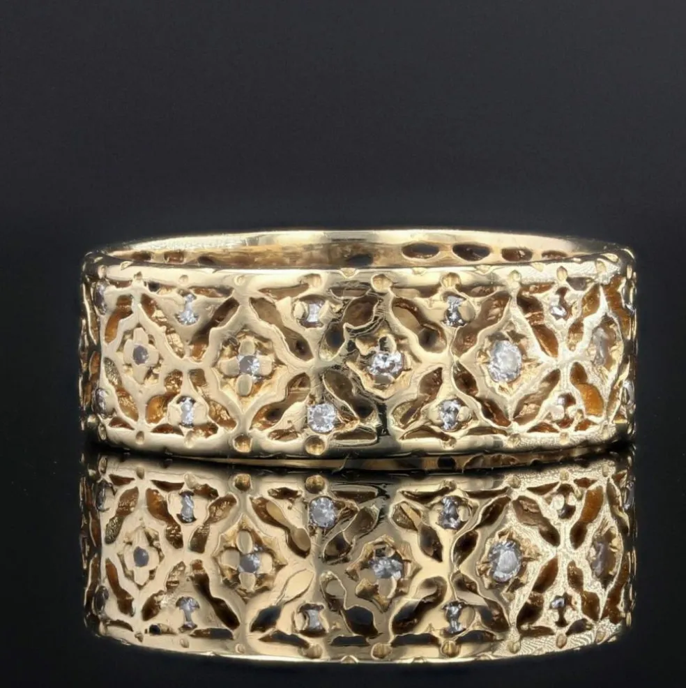Anneau ancien en or et diamants