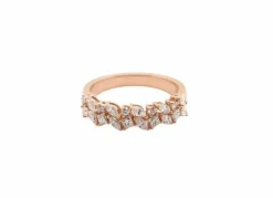 Anneau de mariage en or rose serti de diamants