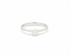 Anneau solitaire pavé or blanc