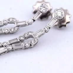 ART DÉCO' - BOUCLES D'OREILLES EN PLATINE - PERLES NATURELLES ET DIAMANTS