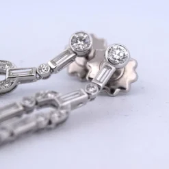 ART DÉCO' - BOUCLES D'OREILLES EN PLATINE - PERLES NATURELLES ET DIAMANTS