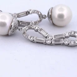 ART DÉCO' - BOUCLES D'OREILLES EN PLATINE - PERLES NATURELLES ET DIAMANTS