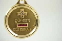 AUGIS - Médaille grand format Plus qu'Hier Moins que Demain
