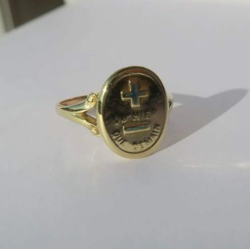 AUGIS - bague chevalière 1920 médaille d’Amour or jaune émail