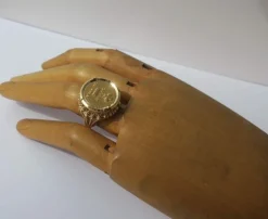 AUGIS - bague médaille d’amour en or jaune