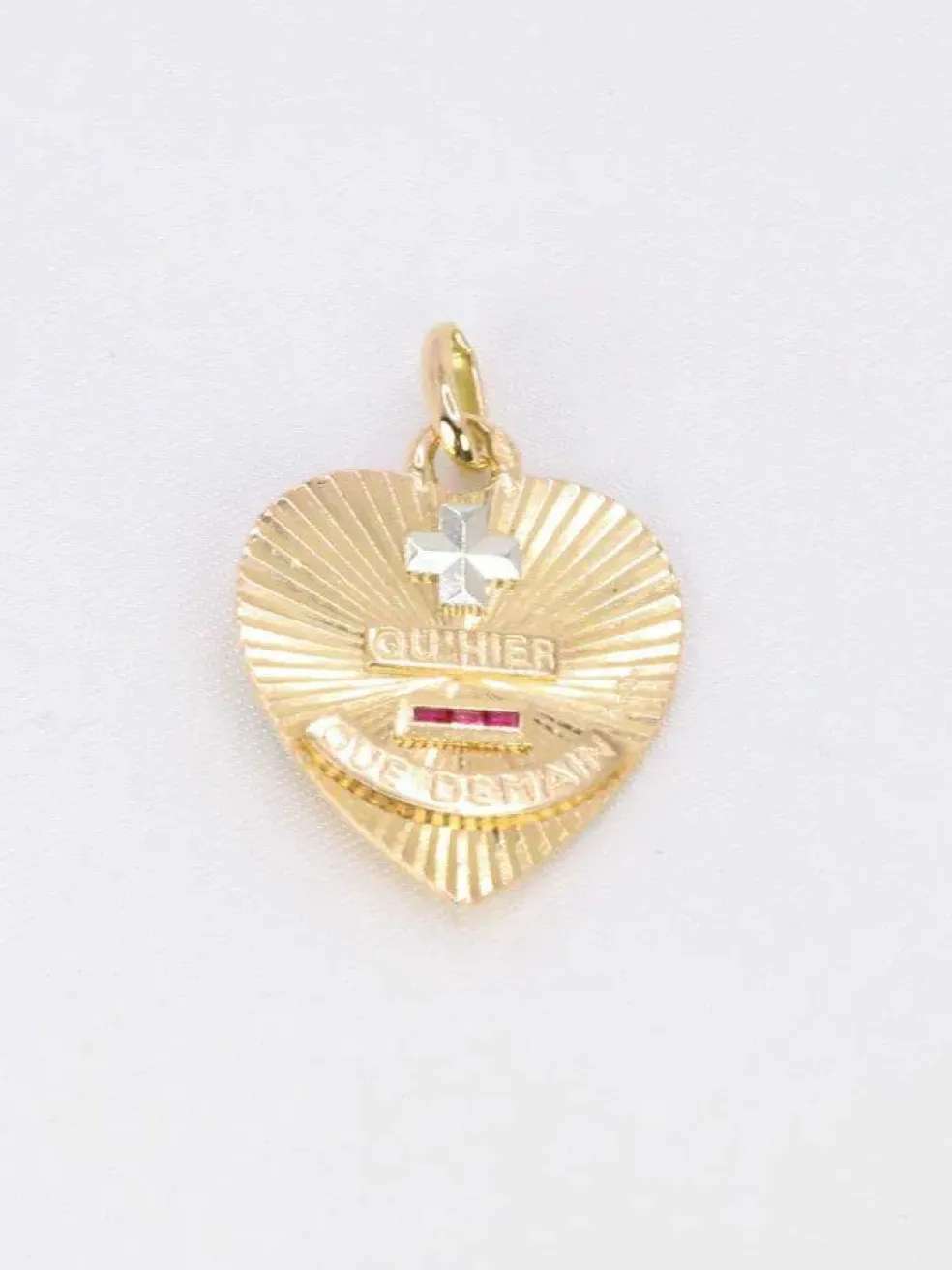 AUGIS - Médaille amour coeur plus qu'hier moins que demain or jaune rubis