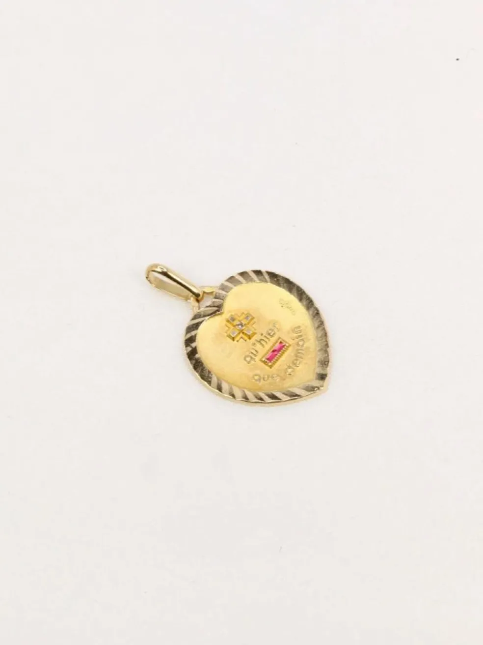 AUGIS - Médaille amour coeur or jaune diamant rubis