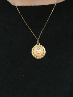 AUGIS - Médaille Amour en or- Plus qu’hier moins que demain