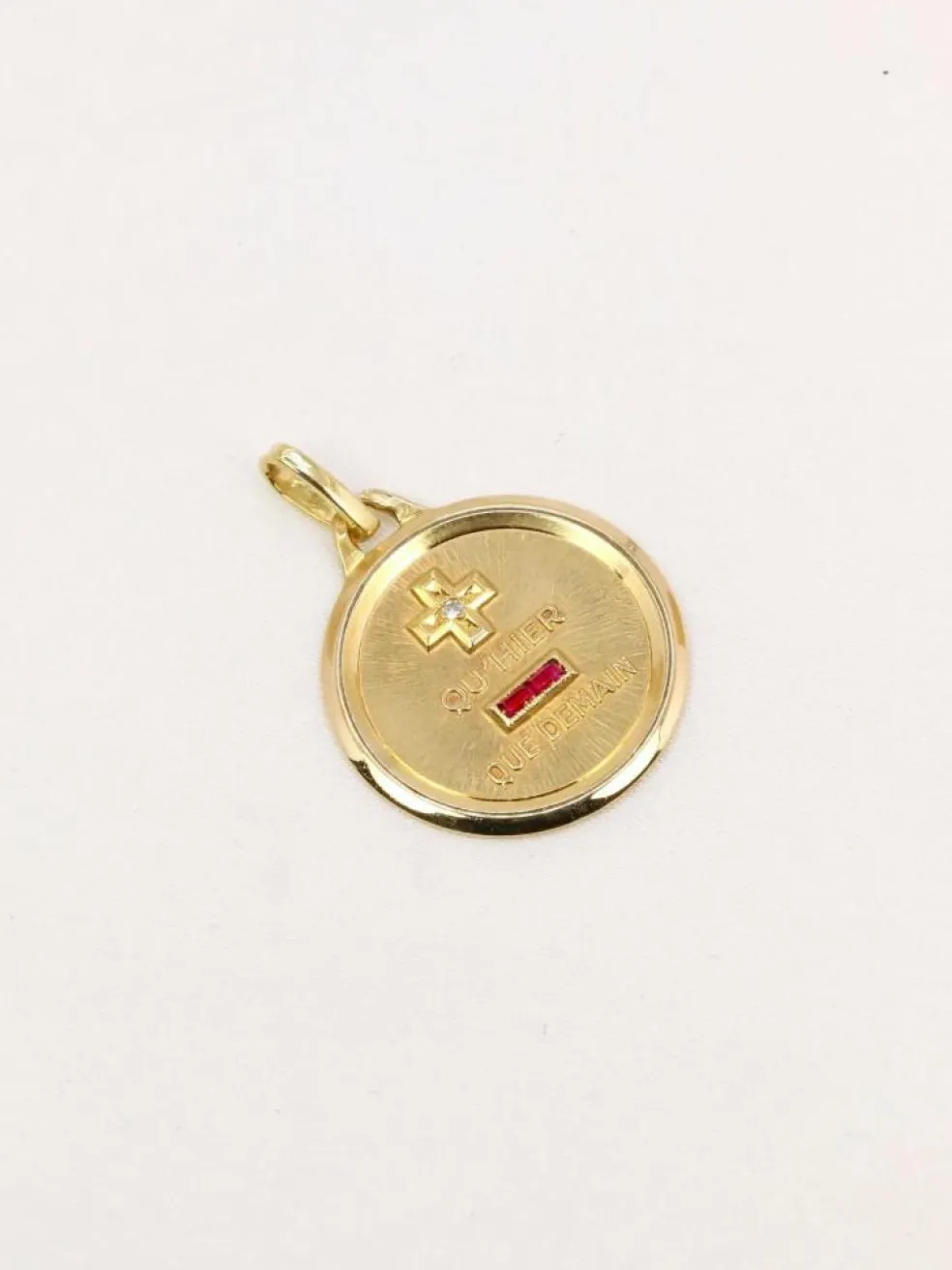 AUGIS - Médaille amour ronde or jaune diamant rubis