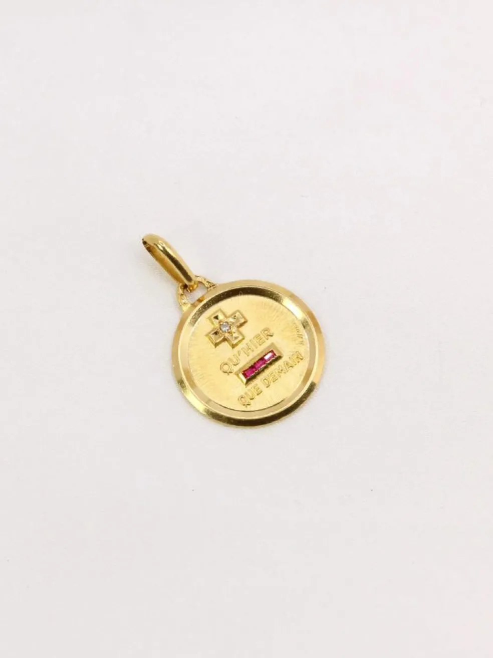 AUGIS - Médaille amour ronde or jaune diamant rubis