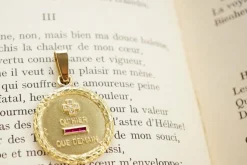 AUGIS - Médaille d'Amour or rubis et diamants