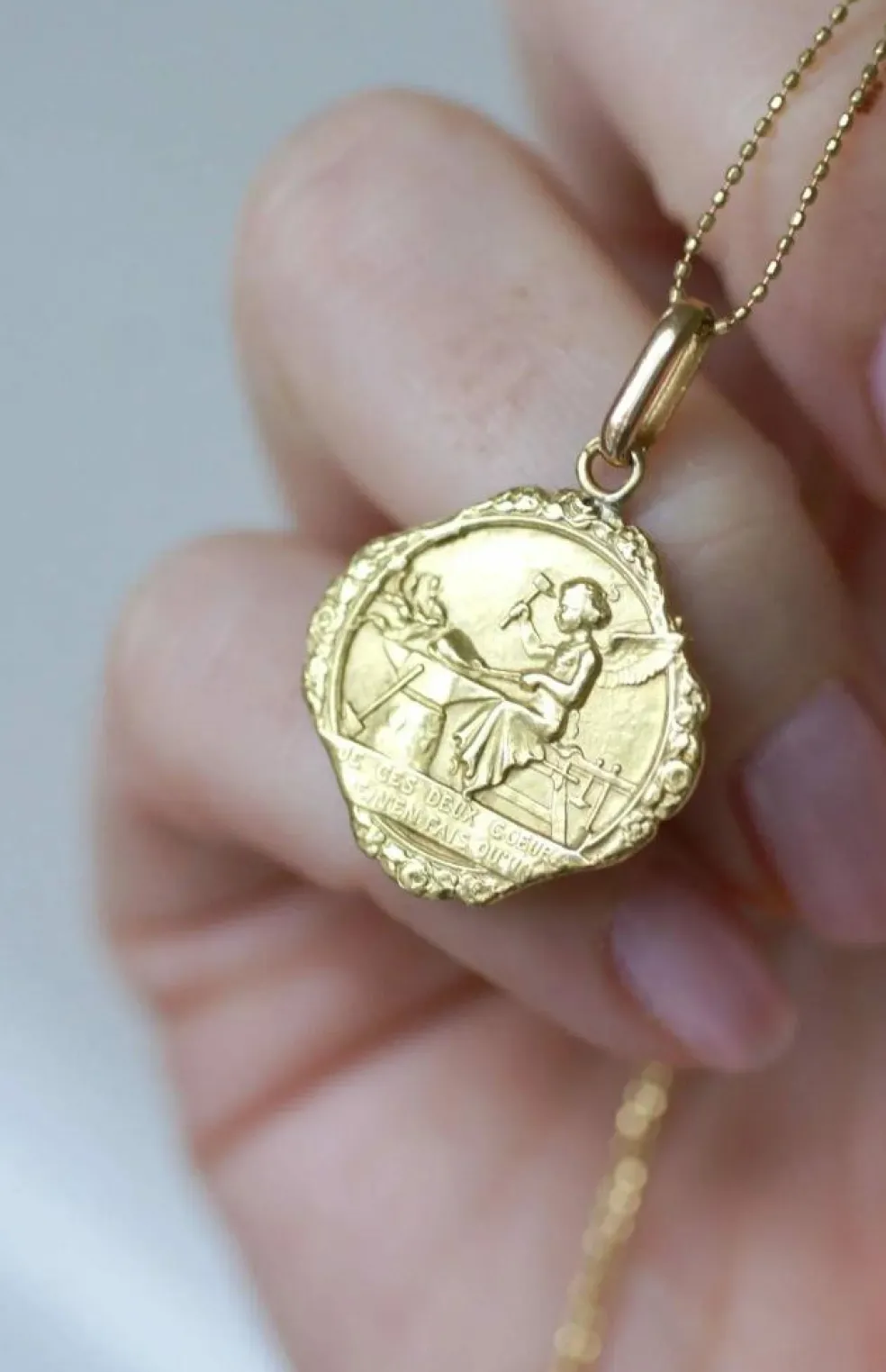 AUGIS - Médaille Religieuse d'Amour Ange Or Jaune