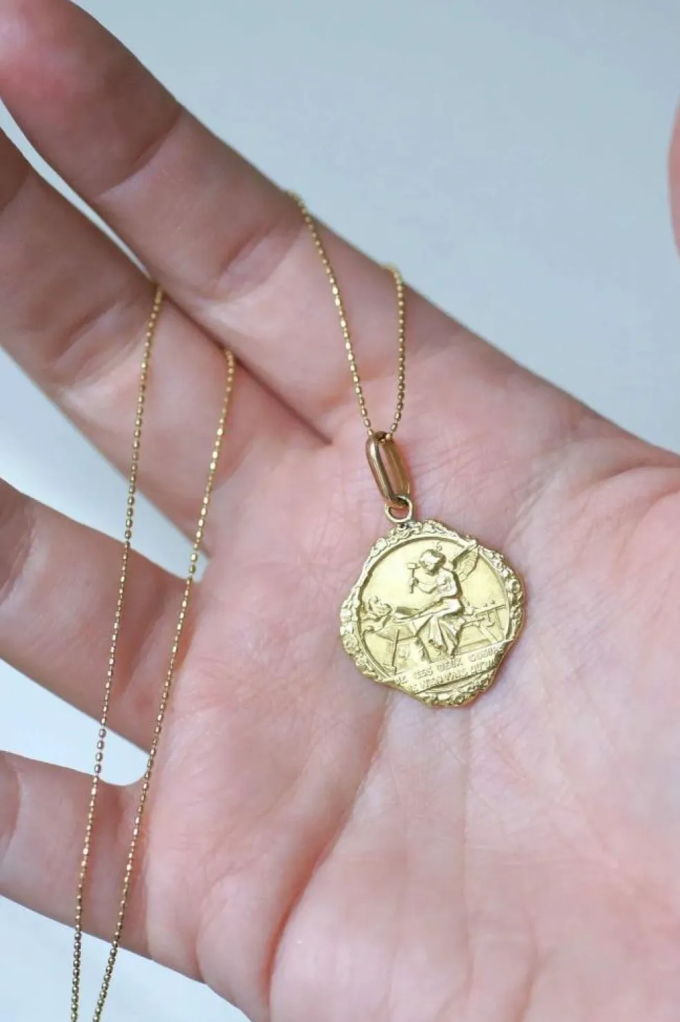 AUGIS - Médaille Religieuse d'Amour Ange Or Jaune