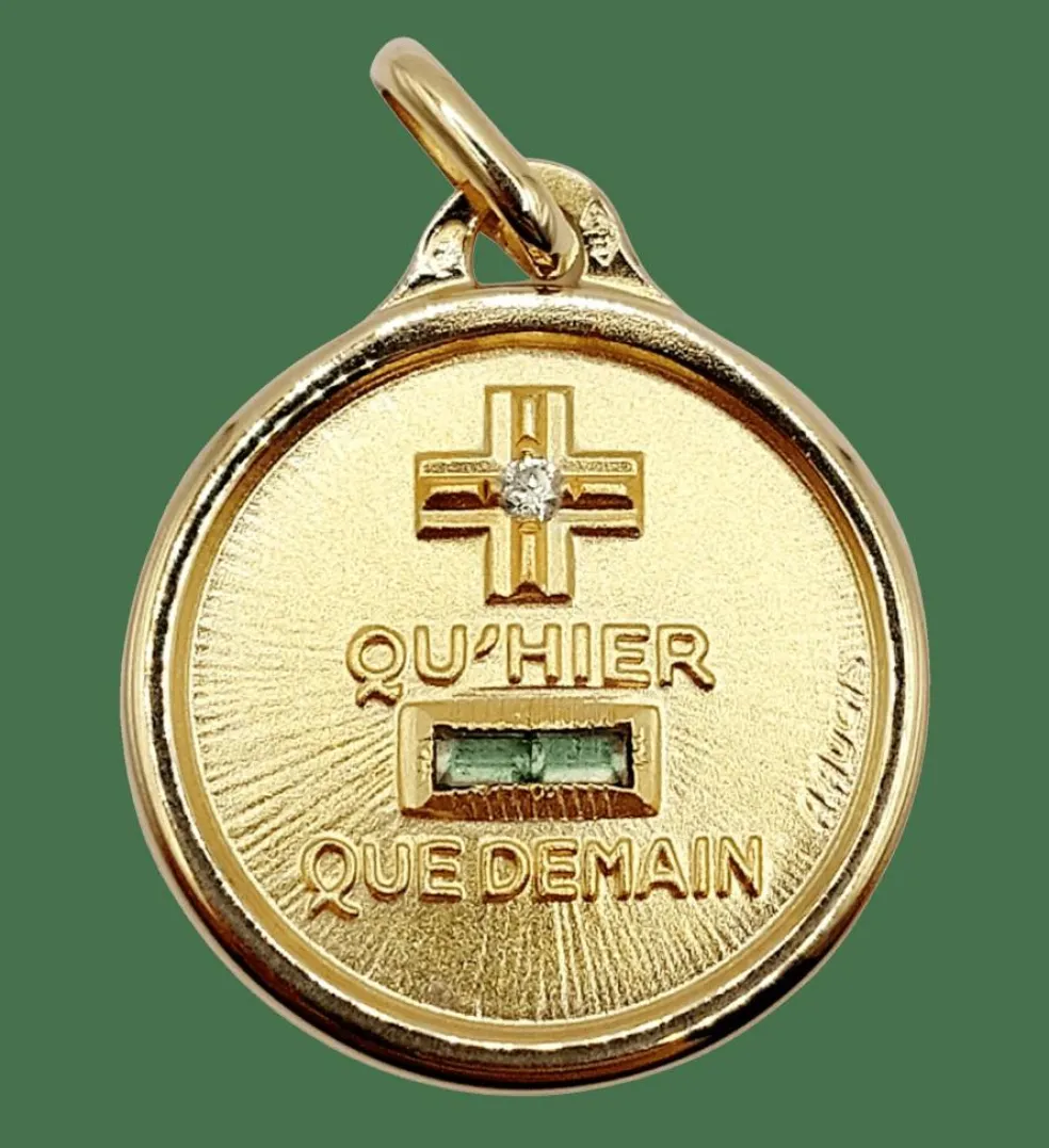 AUGIS - Pendentif médaille d'amour or "+ qu'hier - que demain" - L'Essentielle verte