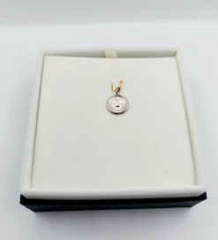 AUGIS - Pendentif médaille d'amour or blanc "+ qu'hier - que demain" - L'Originale Mini