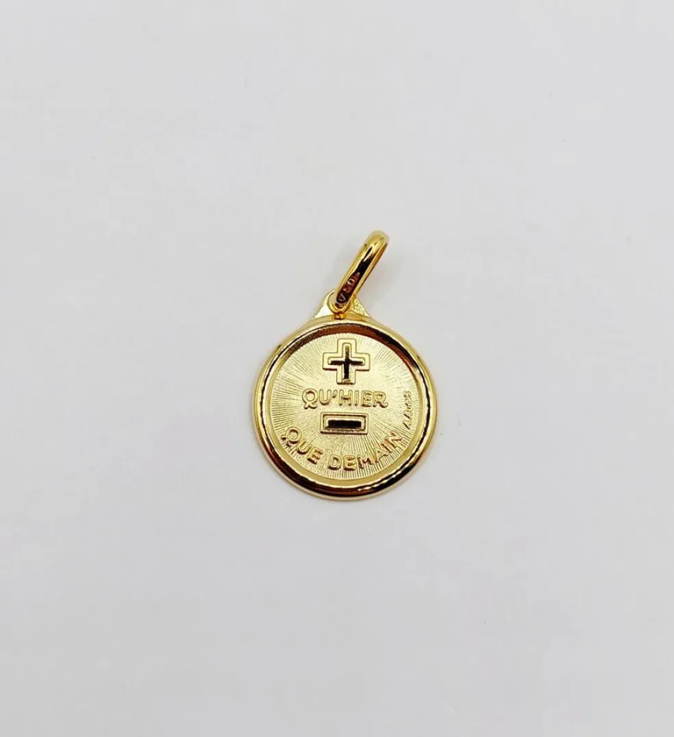 AUGIS - Pendentif médaille d'amour or "+ qu'hier - que demain" - L'Originale Mini