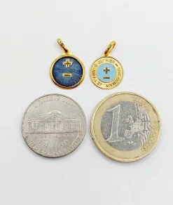 AUGIS - Pendentif médaille d'amour or jaune - L'Élégante Bleue Foncée