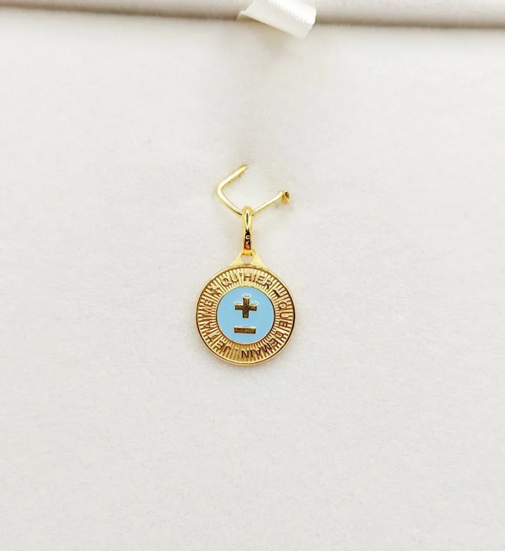 AUGIS - Pendentif médaille d'amour or jaune - L'Élégante Bleue ciel