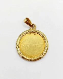 AUGIS - Pendentif médaille d'amour or jaune, diamant, rubis : + qu'hier - que demain couronne de laurier (circa 1950)