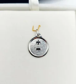 AUGIS - Pendentif médaille d'amour or blanc