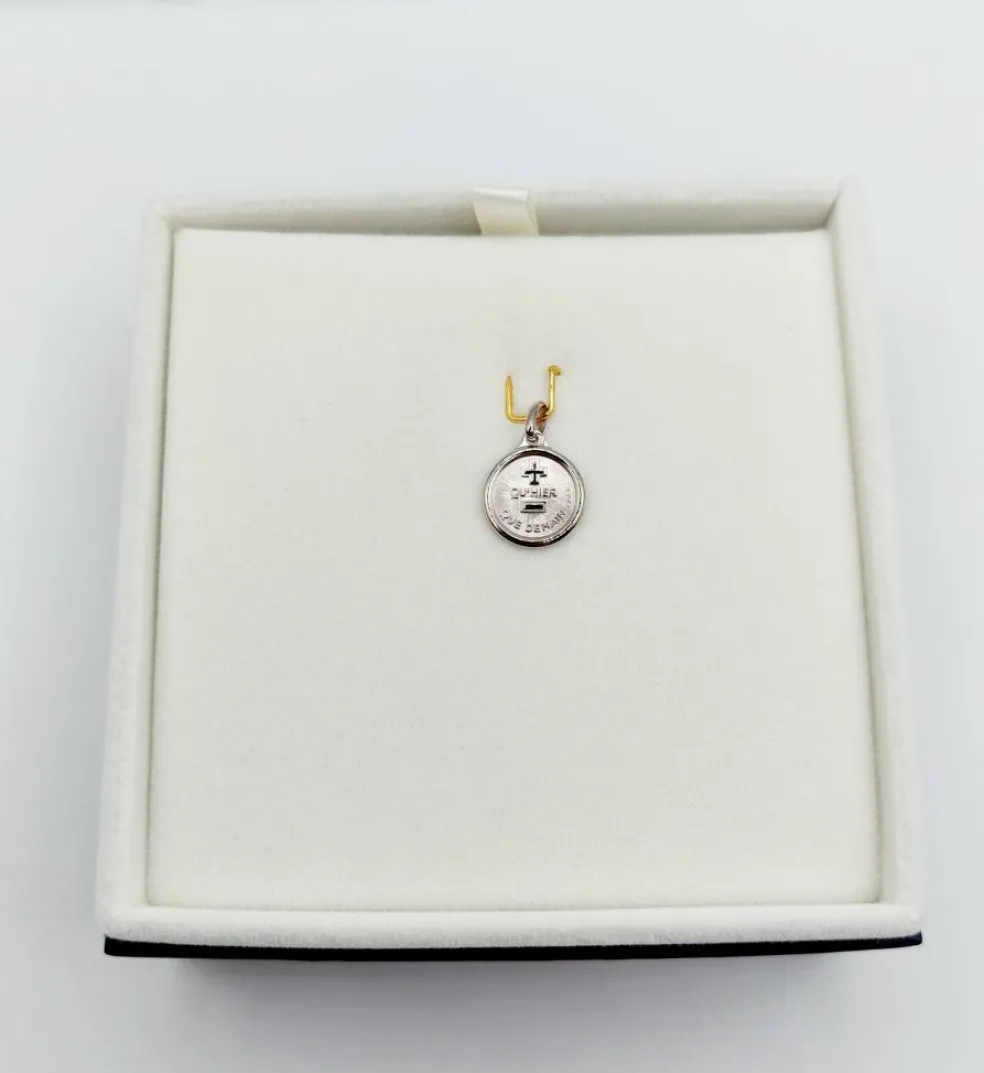 AUGIS - Pendentif médaille d'amour or blanc "+ qu'hier - que demain" - L'Originale Mini