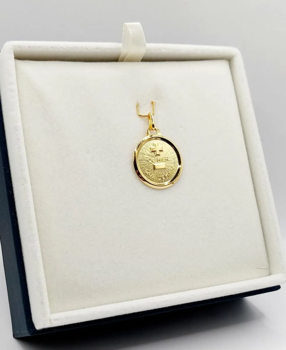 AUGIS - Pendentif médaille d'amour "+ qu'hier - que demain" - L'Originale 18 mm