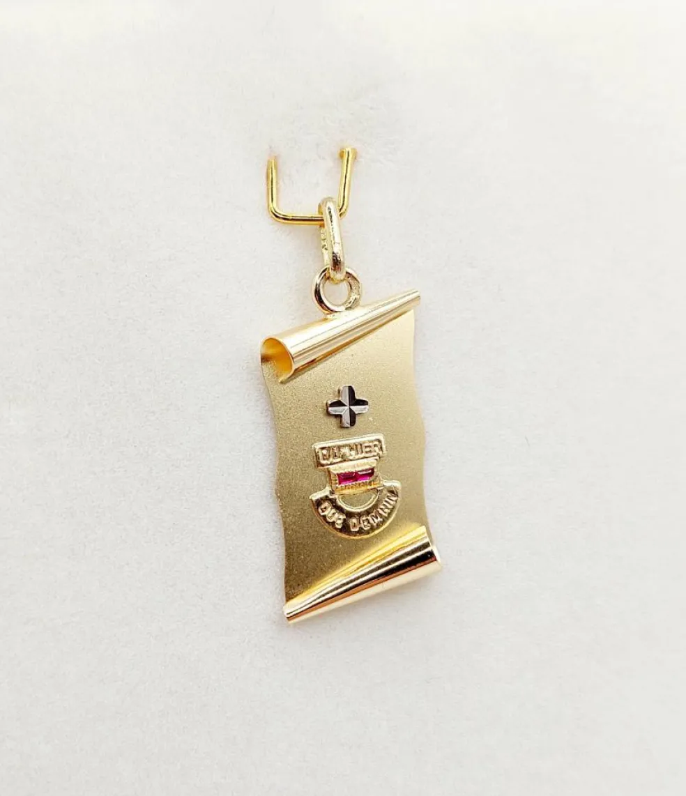 AUGIS - Pendentif médaille d'amour or "+ qu'hier - que demain" - L’Exclusive